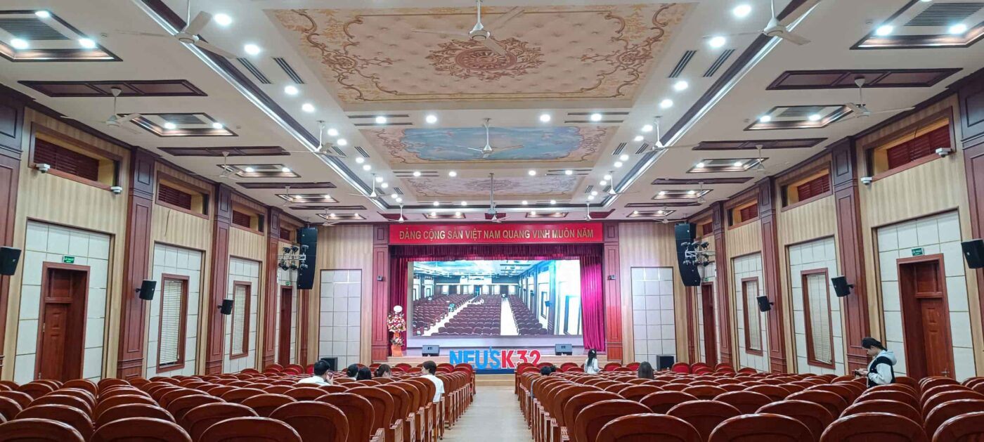 không khí trước buổi lễ