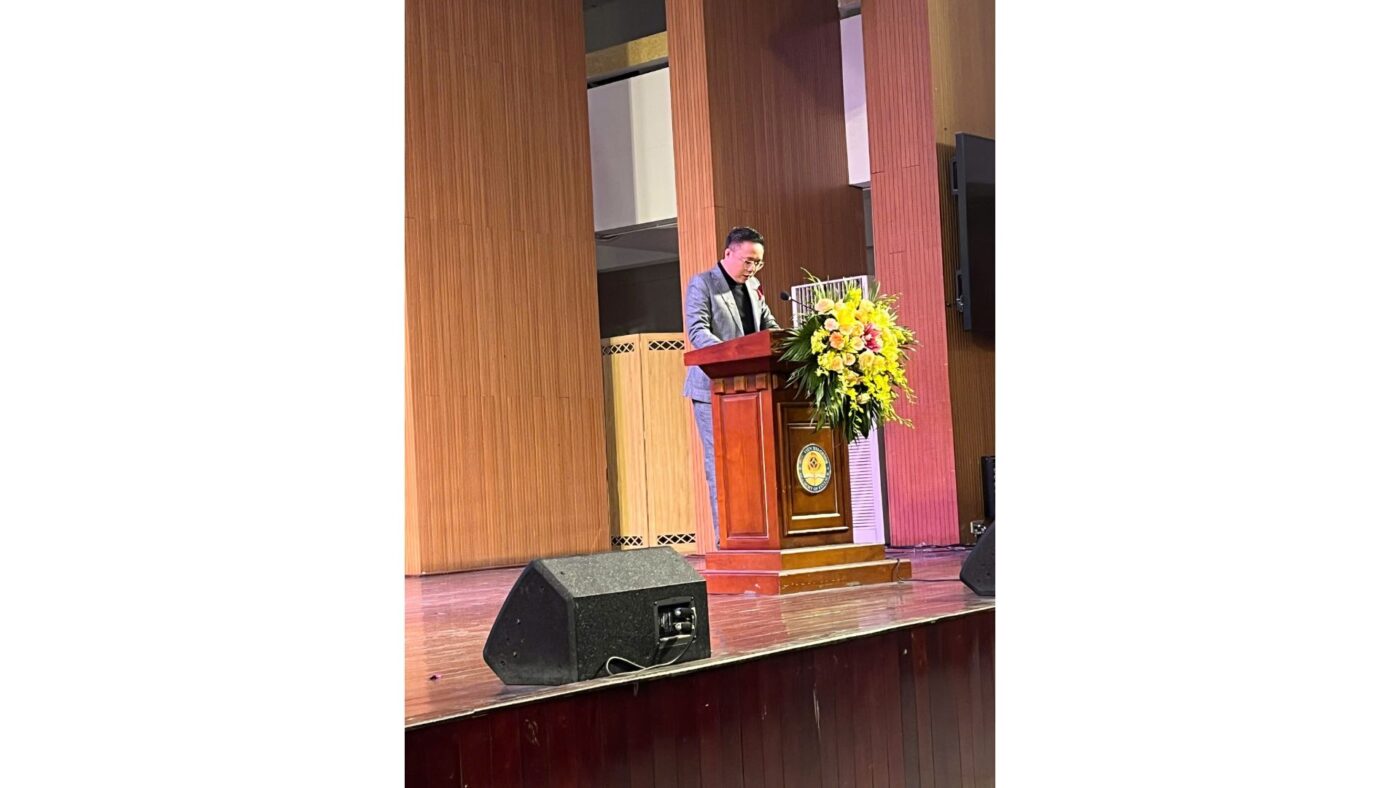 Đại diện tân sinh viên khoá 3 năm 2024 Học Viện phát biểu