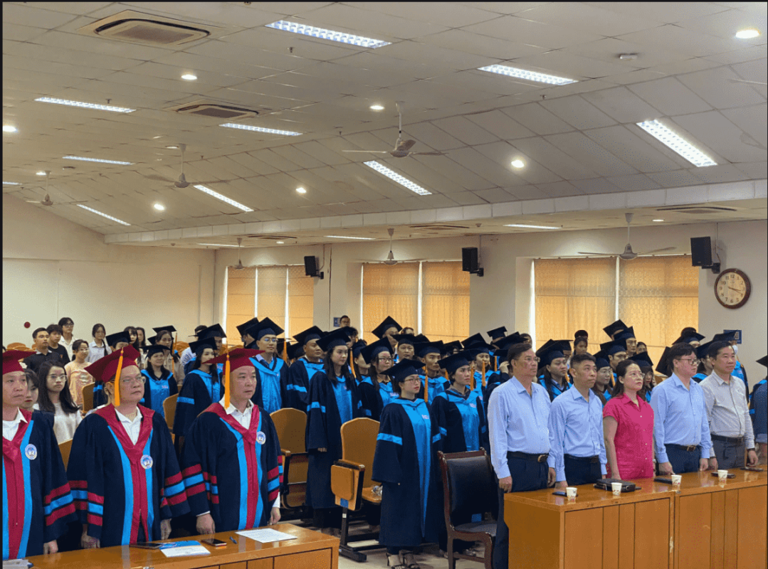 Lễ chào cờ trang nghiêm tại sự kiện khai giảng