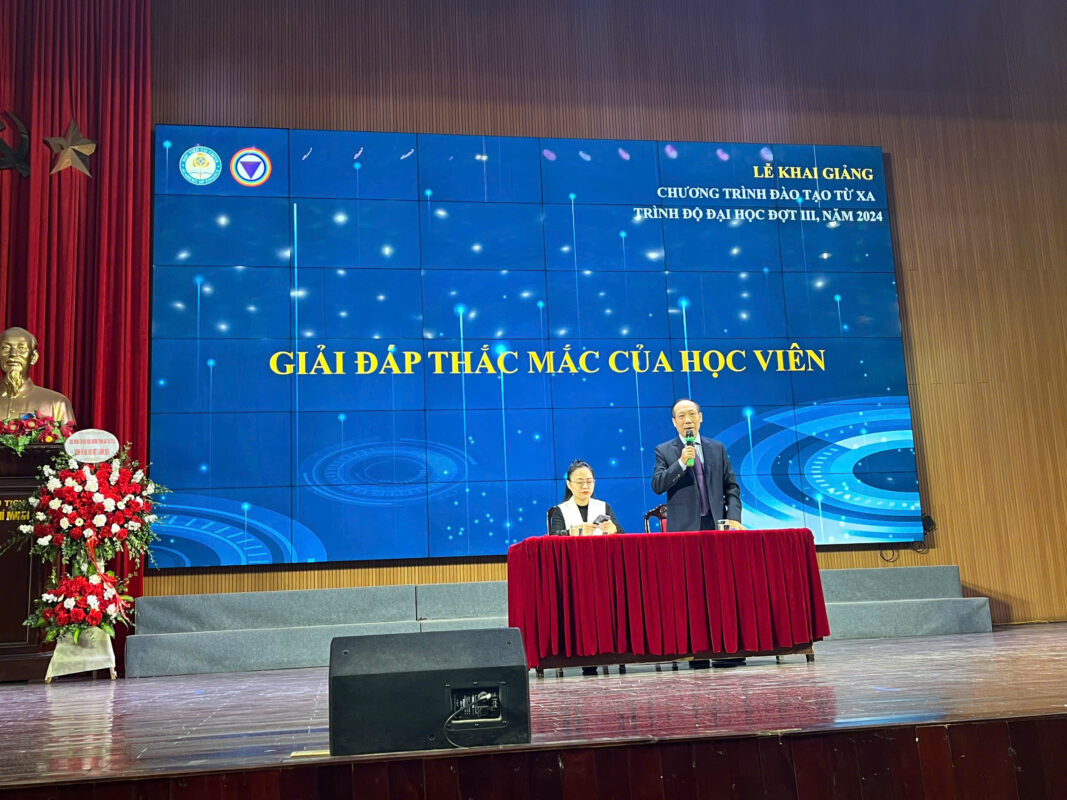 Giải đáp thắc mắc cho học viên