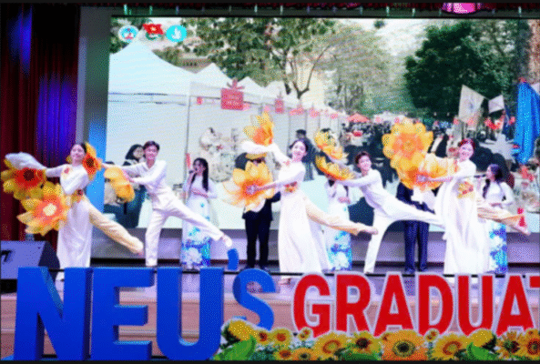 Các tiết mục văn nghệ đặc sắc