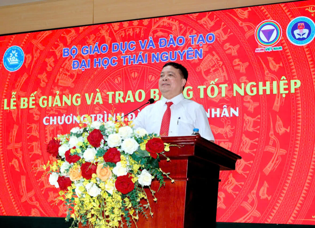 PGS.TS.Nguyễn Hữu Công - Phó Giám đốc Đại học Thái Nguyên phát biểu